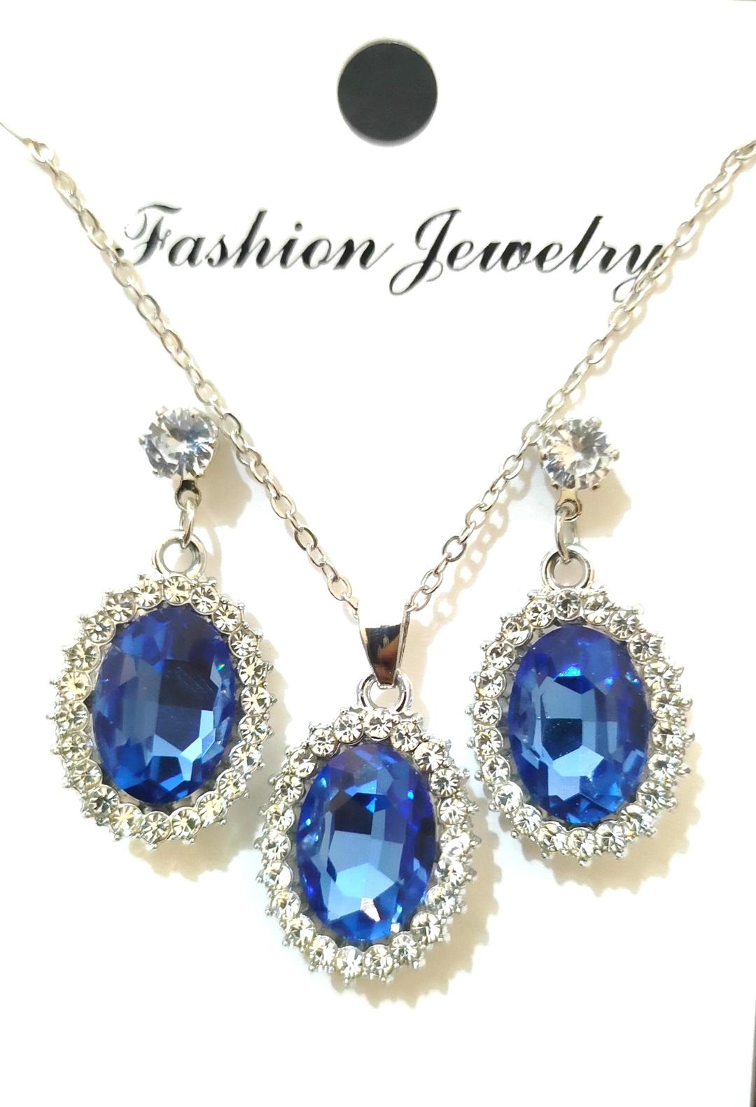 Red Gemstone Pendant Set for Women, 3 Pcs, Silver, Vintage Elegant Design