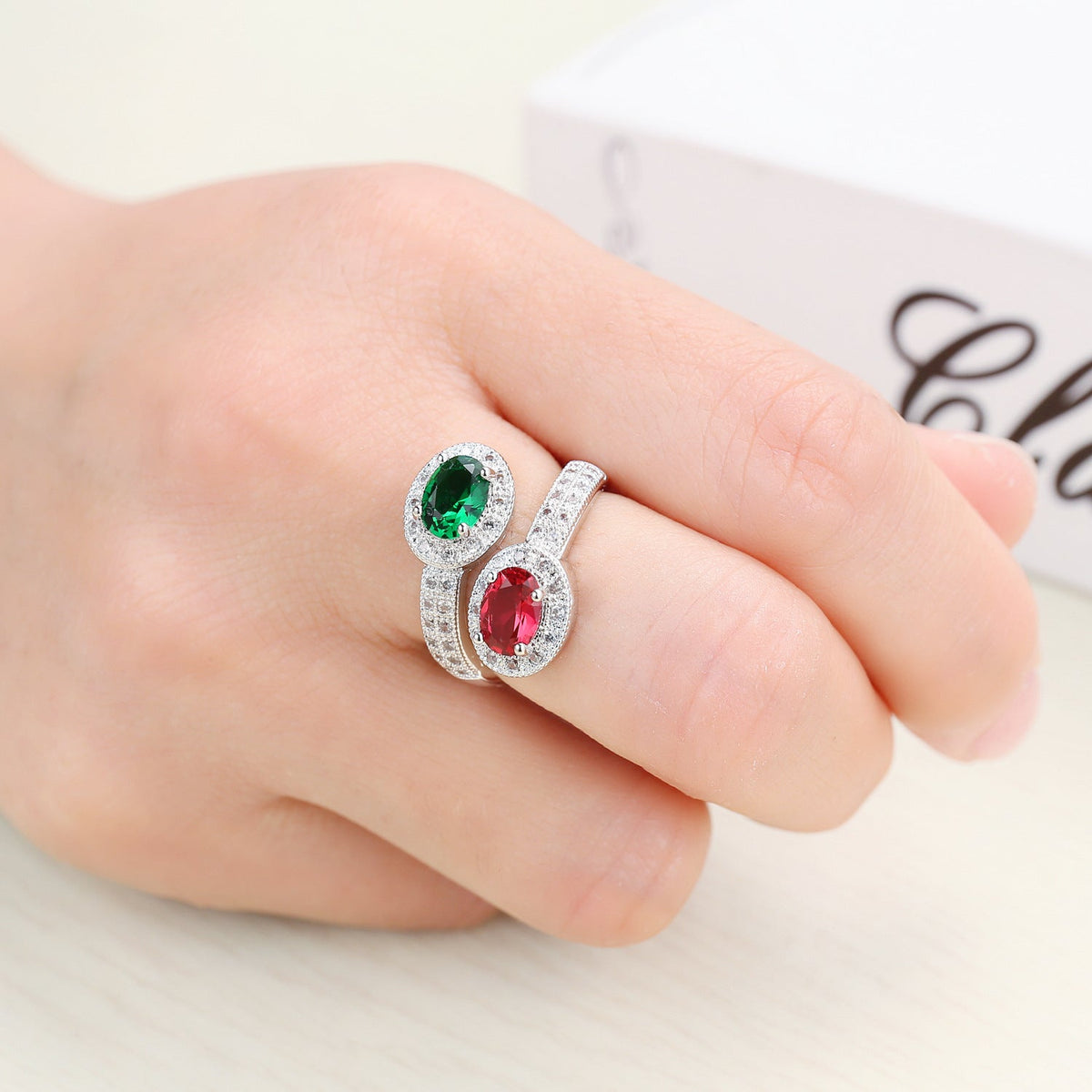 Women Fashion Ring Red Zircon Opening Jewelry